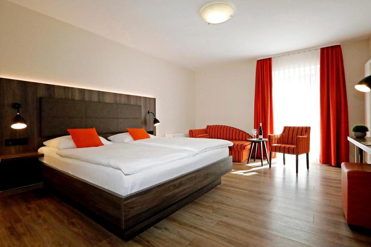 Landhotel Altes Wasserwerk Gbr Freinsheim Exteriér fotografie