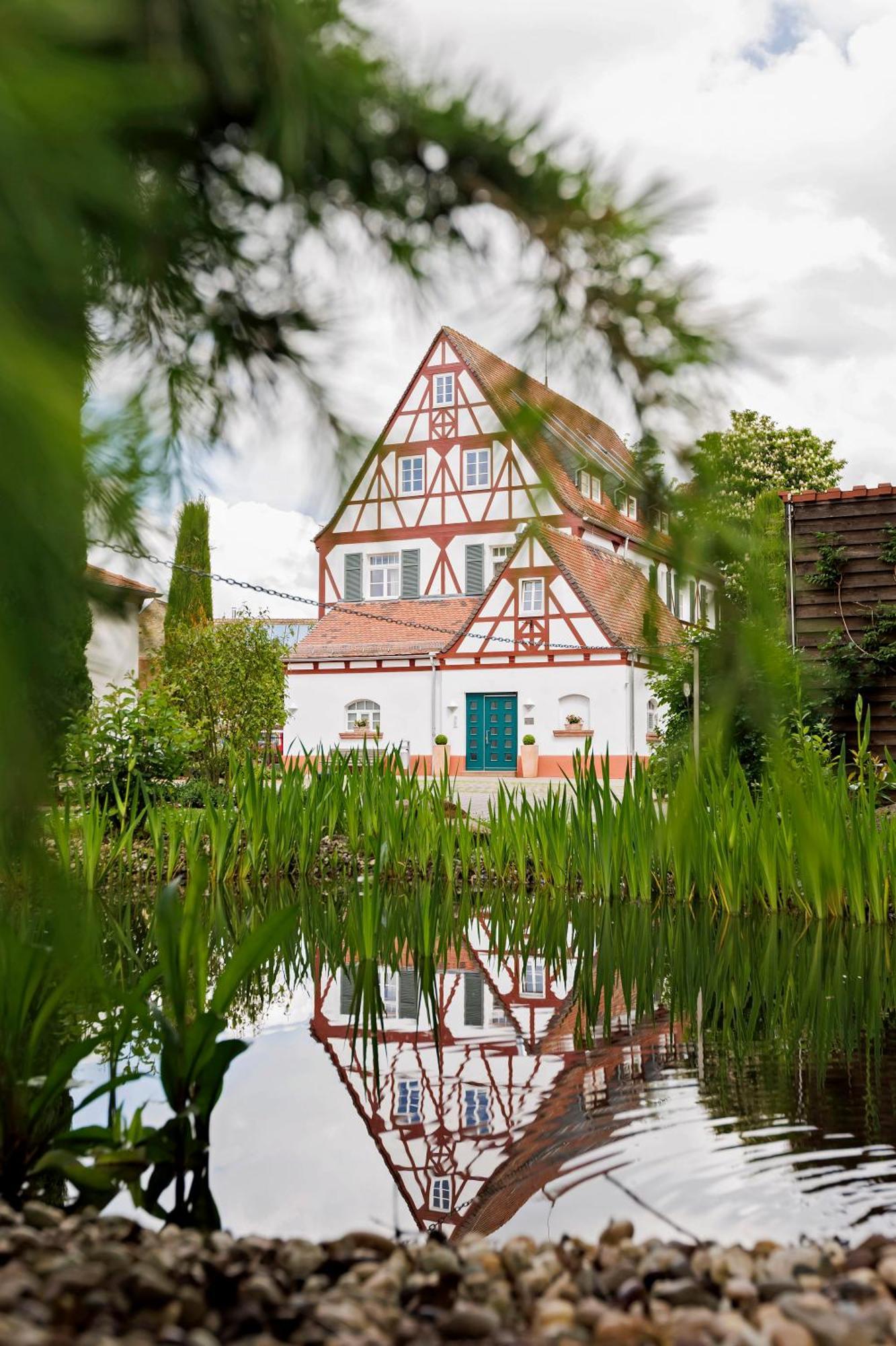 Landhotel Altes Wasserwerk Gbr Freinsheim Exteriér fotografie